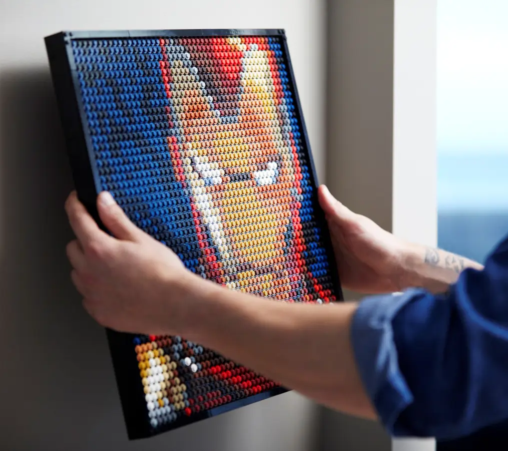 Pixel brick art   marvel studios iron man